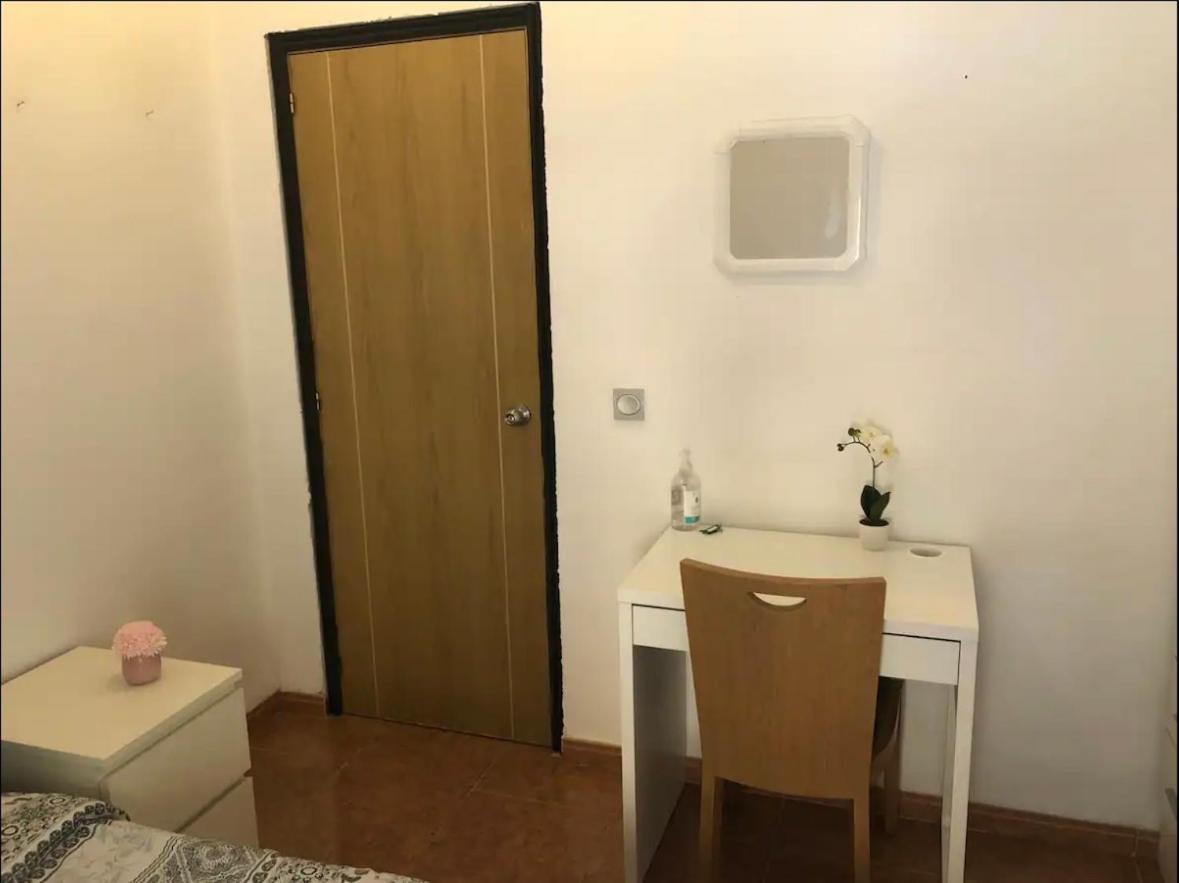 Habitacion En Piso Compartido En Malaga Capital Εξωτερικό φωτογραφία